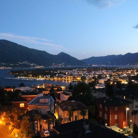 Lichtdurchflutete Ferienwohnung Mit Panorama-Sicht Und Schwimmbad/Sauna Muralto Εξωτερικό φωτογραφία